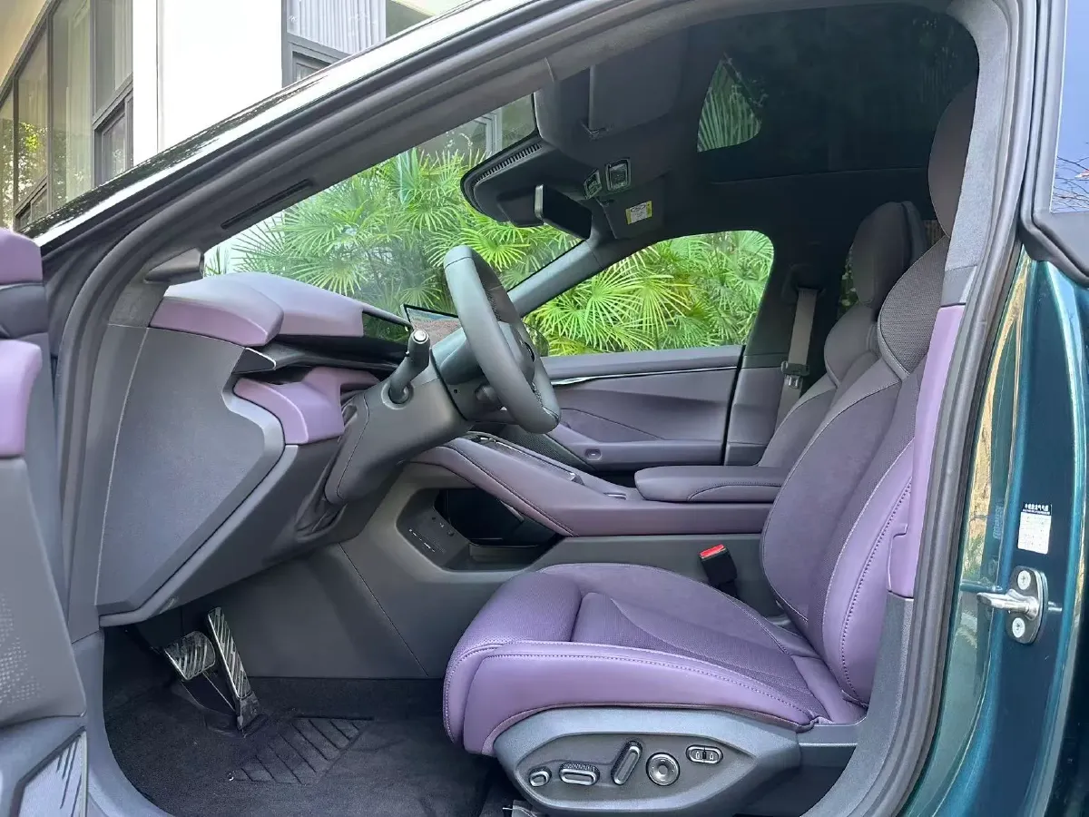 2025 Xpeng P7 BEV,autocango,china used car exporter,china ev exporter,chinese used car exporter,chinese used ev exporter