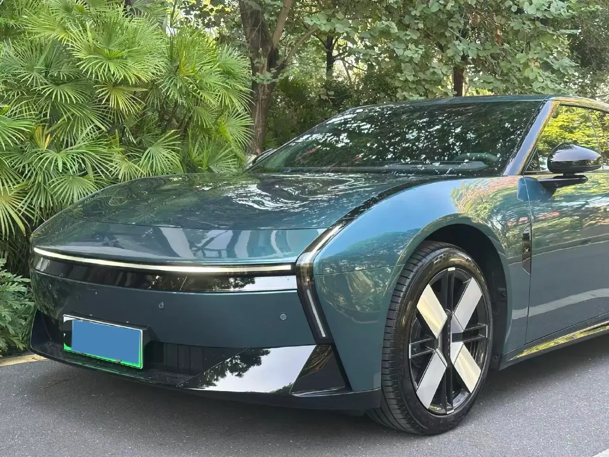 2025 Xpeng P7 BEV,autocango,china used car exporter,china ev exporter,chinese used car exporter,chinese used ev exporter