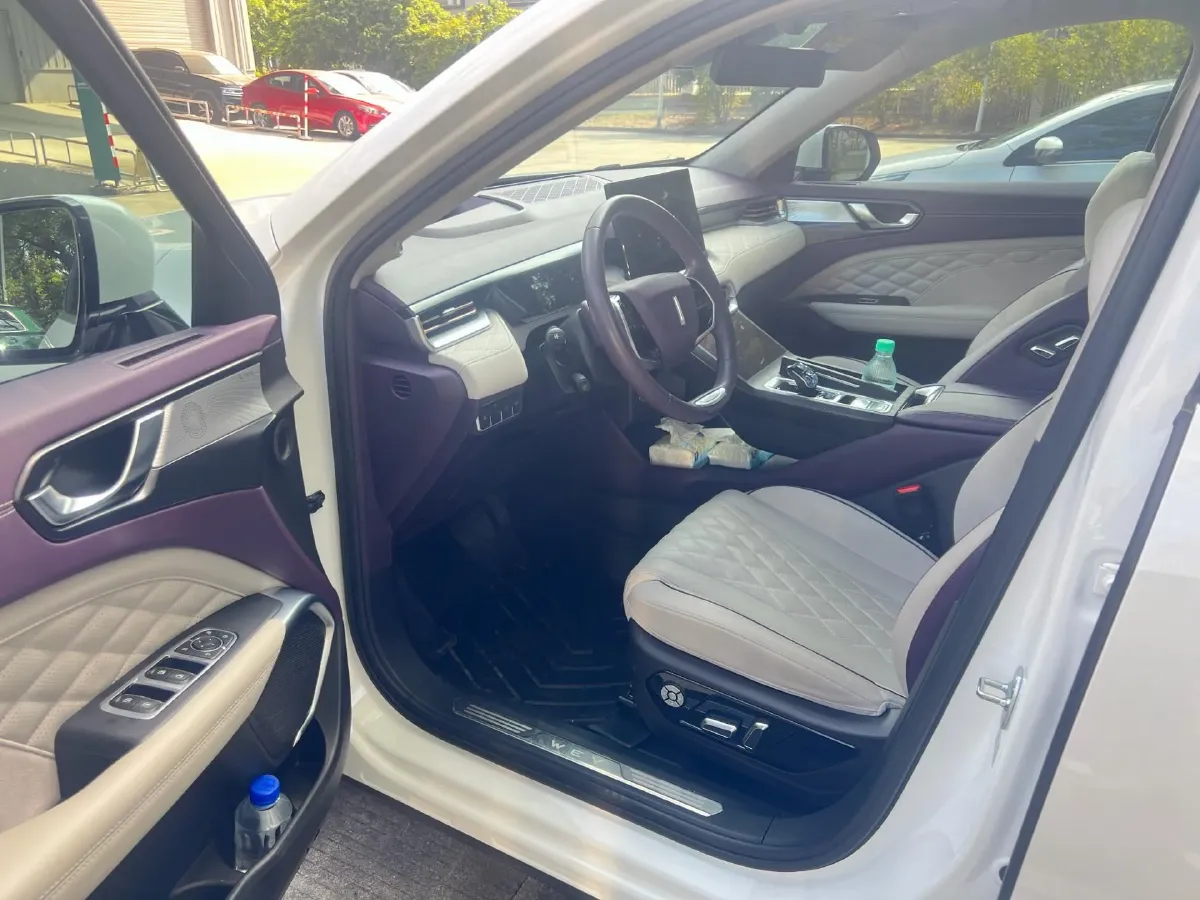 2022 WEY Latte 1.5T 156HP L4 2DHT PHEV 34KWH,autocango,china used car exporter,china ev exporter,chinese used car exporter,chinese used ev exporter