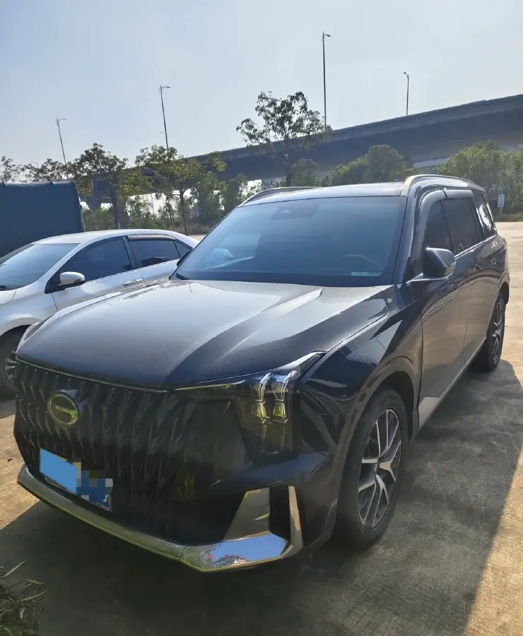 2022 GAC Trumpchi GS8 2.0T 190HP L4 E-CVT Hybrid
