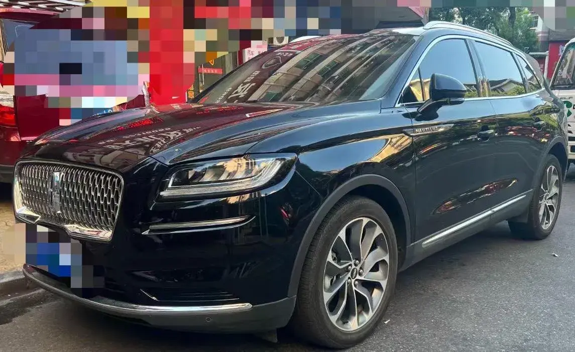 2021 Lincoln Nautilus 2.0T 245HP L4 8AT