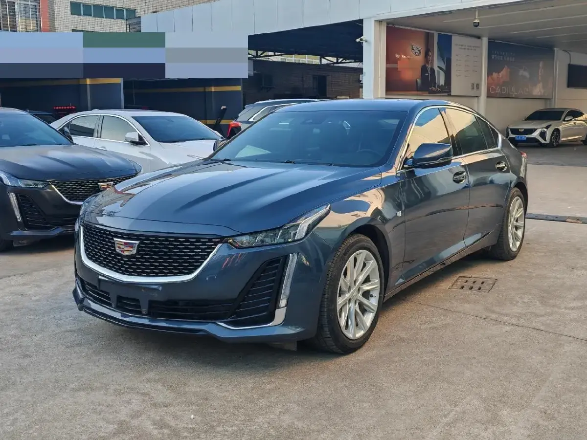 2022 Cadillac CT5 2.0T 237HP L4 10AT