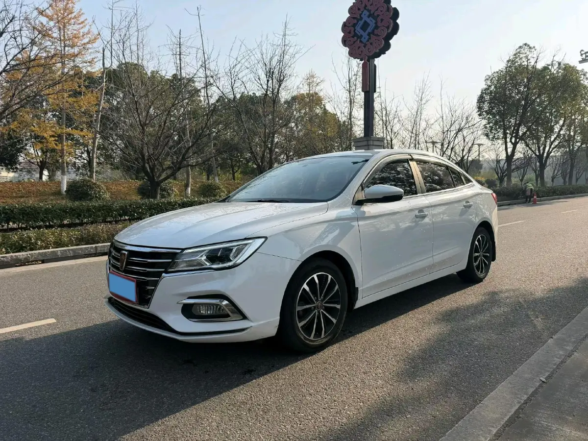 2021 Roewe i5 1.5L 120HP L4 5MT