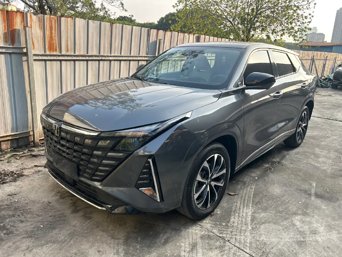 2024 ChangAn UNI-Z 1.5L 98HP L4 E-CVT PHEV 18.4KWH