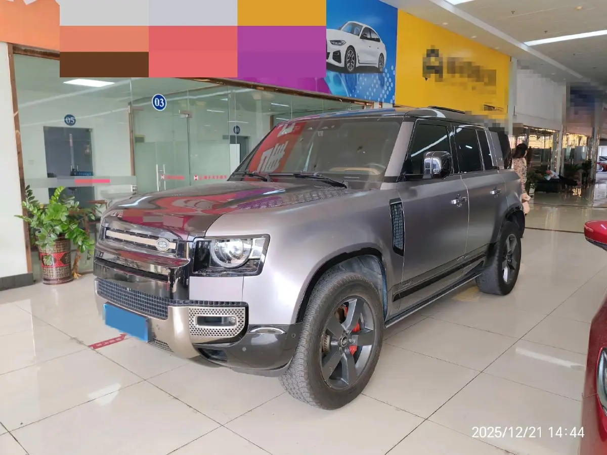 2023 Land Rover Defender 3.0T 400HP L6 8AT