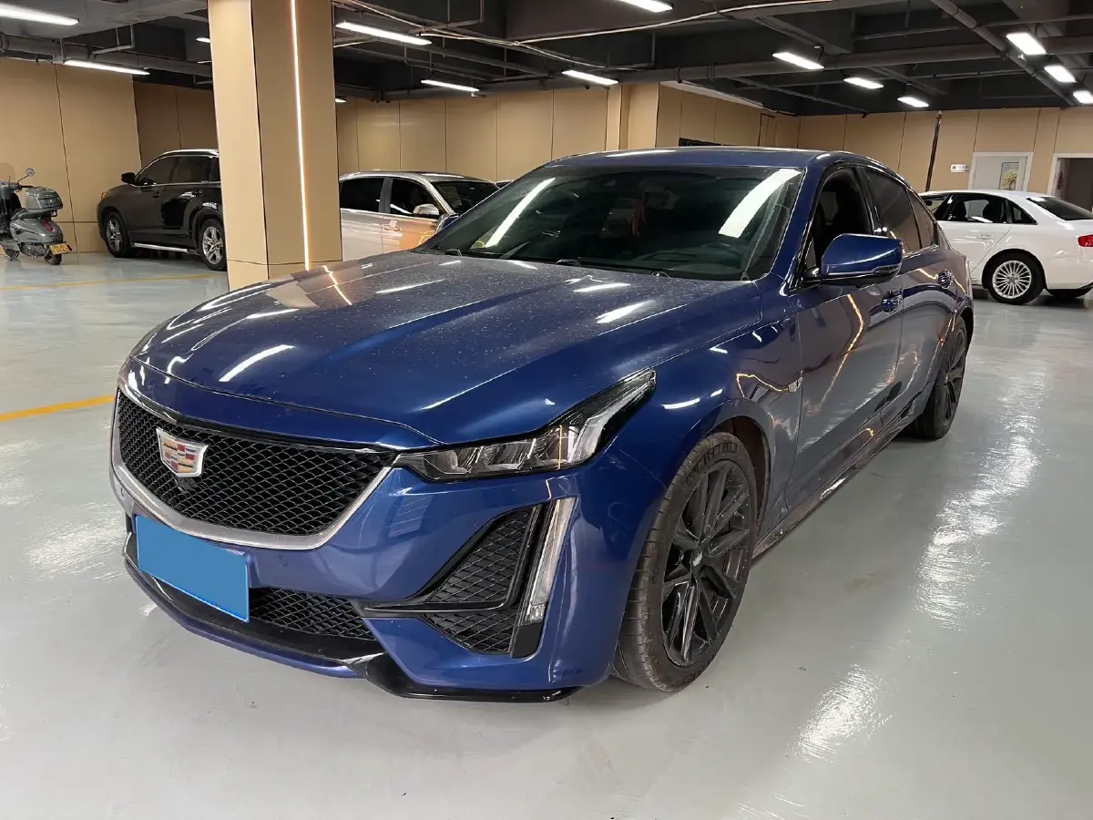 2020 Cadillac CT5 2.0T 241HP L4 10AT