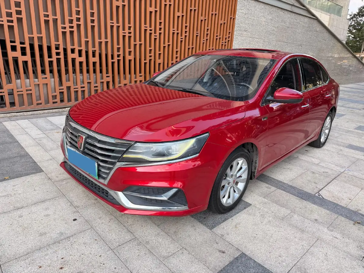 2017 Roewe i6 1.0T 125HP L3 2AT PHEV