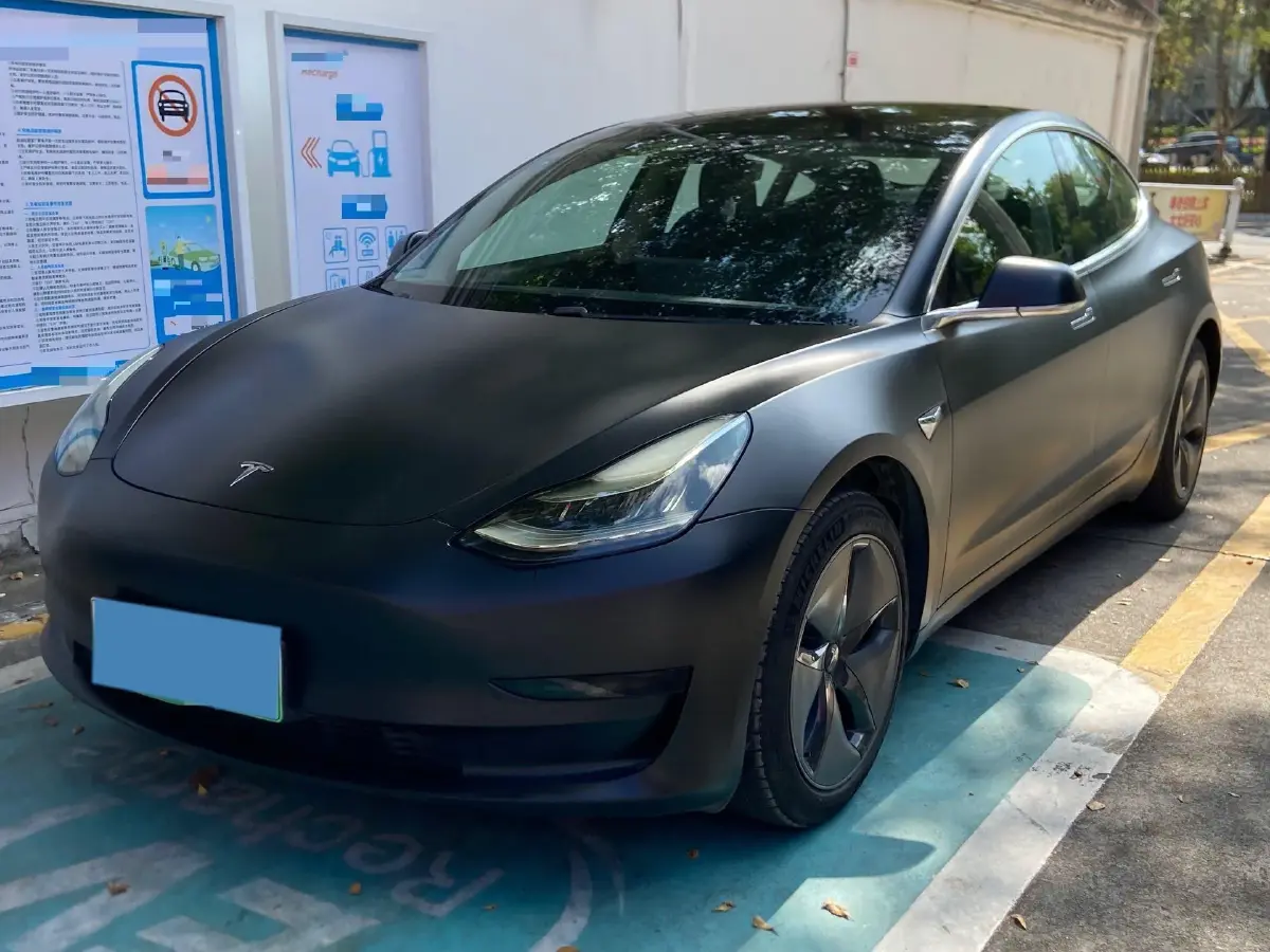 2020 Tesla Model 3 BEV 52KWH