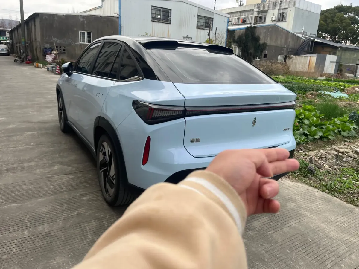 2023 Livan 7 BEV 50.4KWH,autocango,china used car exporter,china ev exporter,chinese used car exporter,chinese used ev exporter