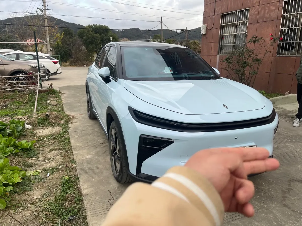 2023 Livan 7 BEV 50.4KWH,autocango,china used car exporter,china ev exporter,chinese used car exporter,chinese used ev exporter