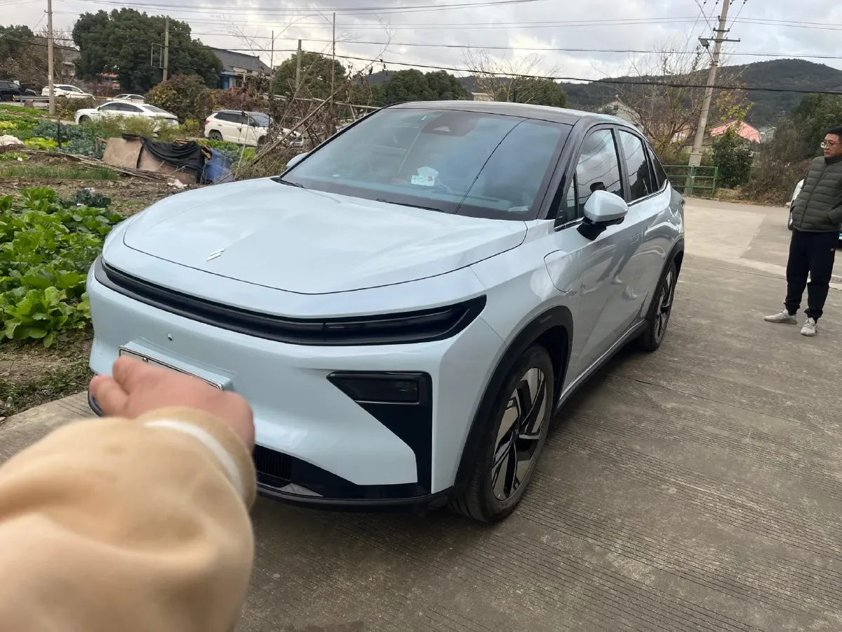 2023 Livan 7 BEV 50.4KWH,autocango,china used car exporter,china ev exporter,chinese used car exporter,chinese used ev exporter