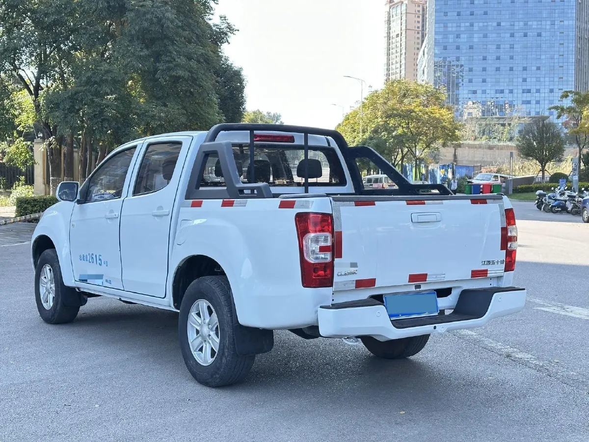 2018 Isuzu RE-MAX Jim 2.8T 116HP L4 5MT,autocango,china used car exporter,china ev exporter,chinese used car exporter,chinese used ev exporter