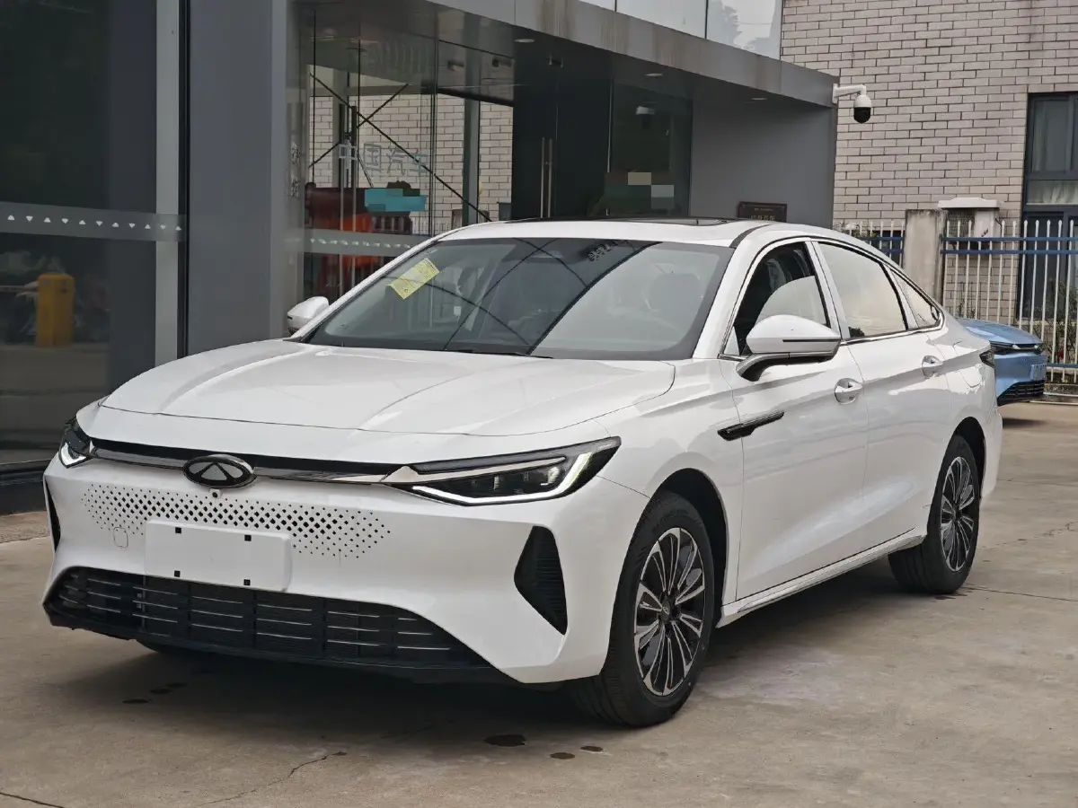 2024 Fulwin FulwinA8 1.5T 156HP L4 1DHT PHEV 18.3KWH