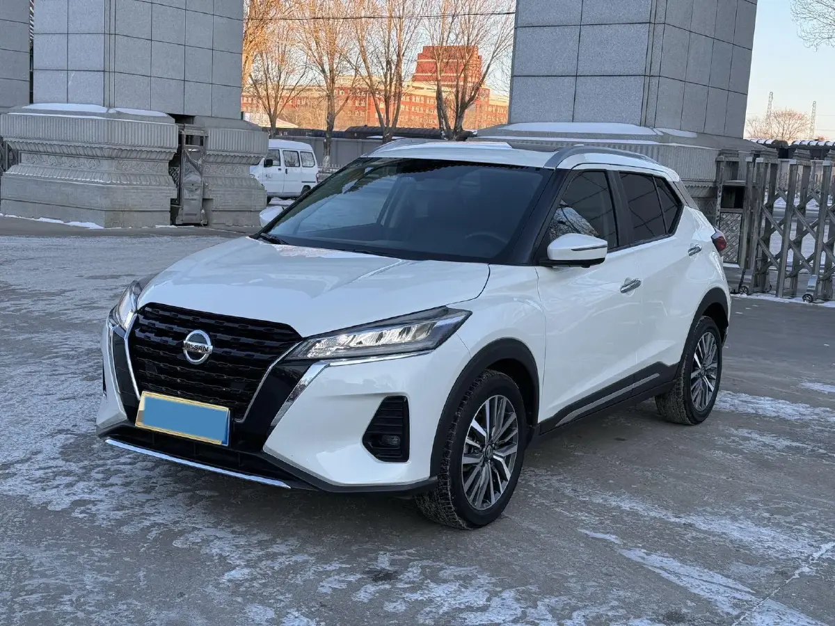 2022 Nissan Kicks 1.5L 122HP L4 CVT