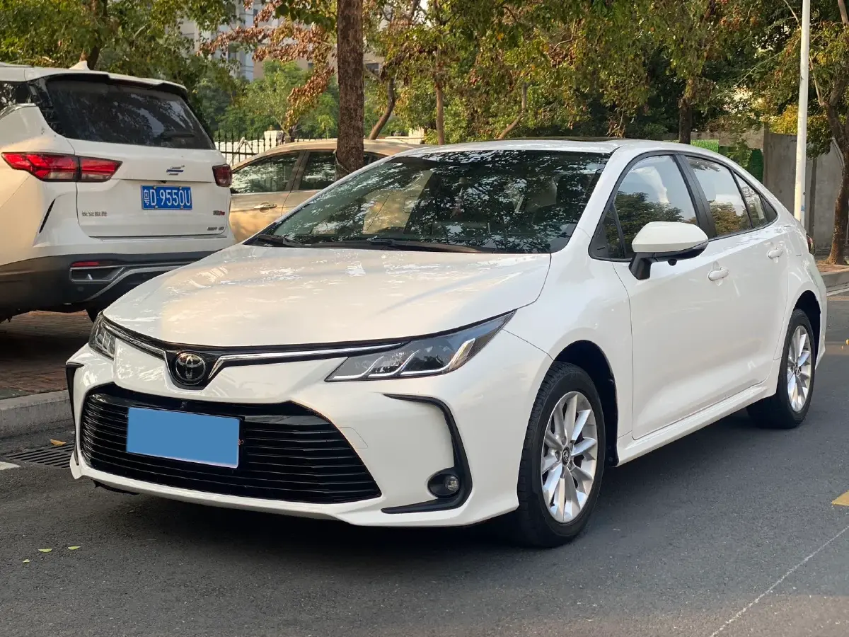 2021 Toyota Corolla 1.2T 116HP L4 CVT