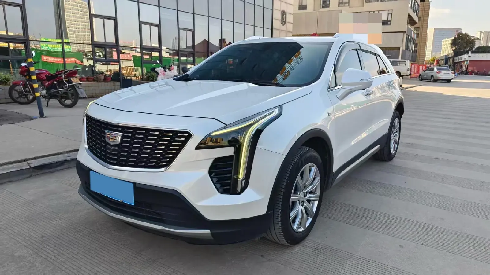 2020 Cadillac XT4 2.0T 241HP L4 9AT