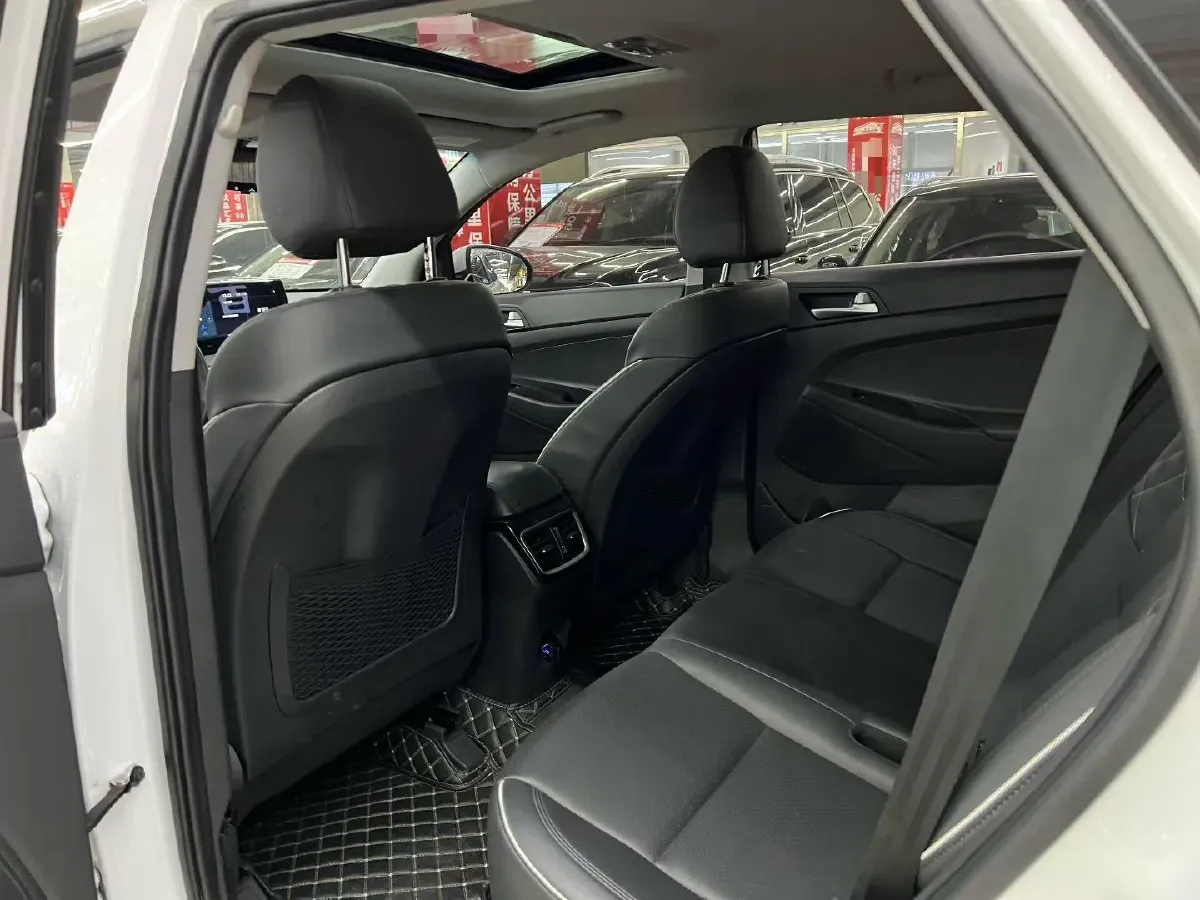 2020 Hyundai Tucson 1.6T 177HP L4 7DCT,autocango,china used car exporter,china ev exporter,chinese used car exporter,chinese used ev exporter