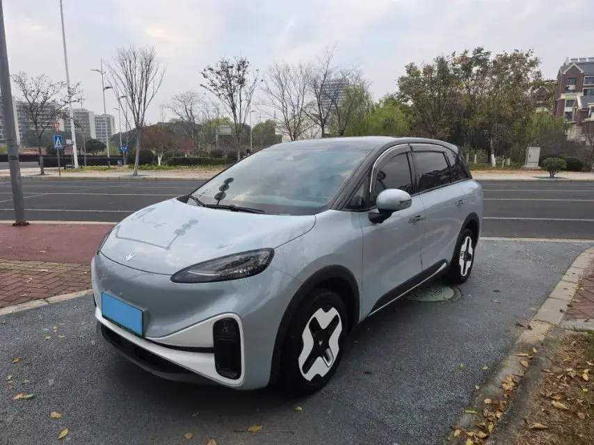 2023 Dongfeng PaLaSuo 2.0T 228HP L4 8AT