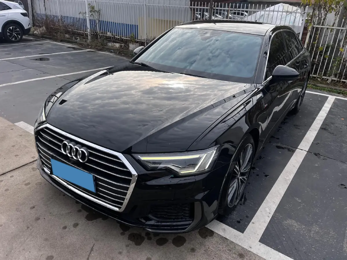 2021 Audi A6L 2.0T 224HP L4 7DCT