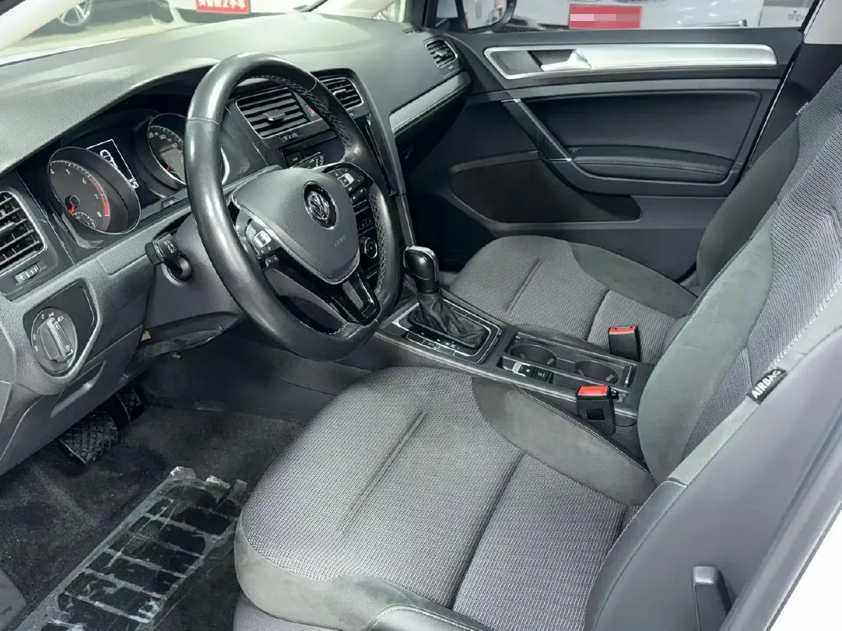 2019 Brilliance Auto V7 1.8T 231HP L4 7DCT,autocango,china used car exporter,china ev exporter,chinese used car exporter,chinese used ev exporter