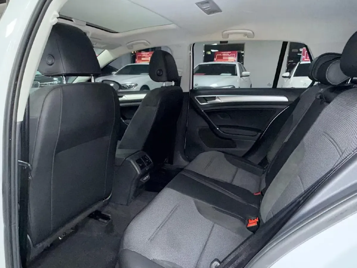 2019 Brilliance Auto V7 1.8T 231HP L4 7DCT,autocango,china used car exporter,china ev exporter,chinese used car exporter,chinese used ev exporter