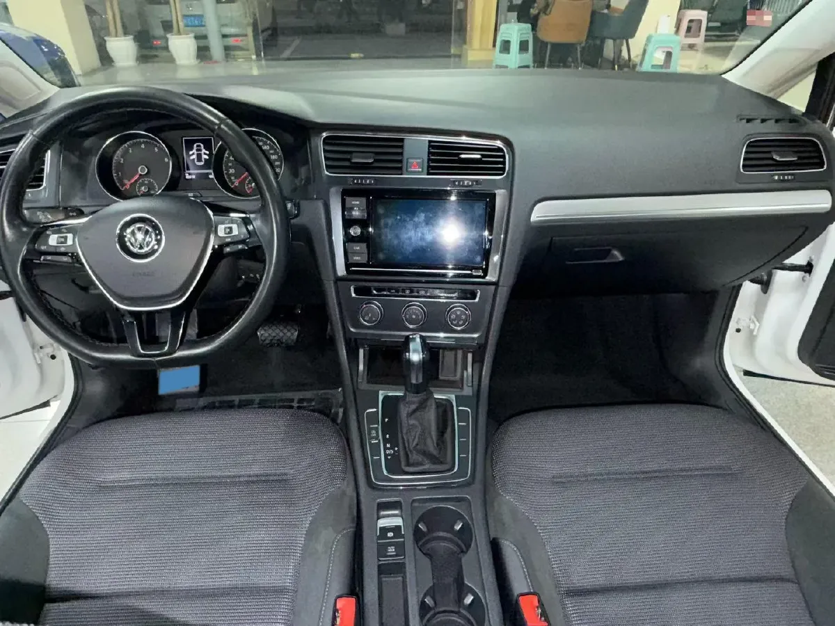 2019 Brilliance Auto V7 1.8T 231HP L4 7DCT,autocango,china used car exporter,china ev exporter,chinese used car exporter,chinese used ev exporter