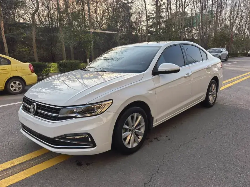 2020 Volkswagen Bora 1.5L 113HP L4 6AT