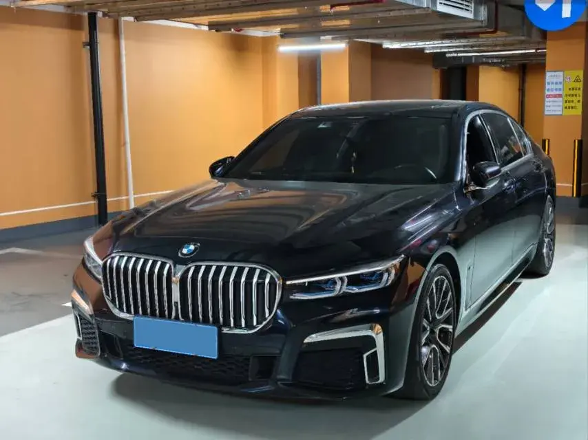 2019 BMW 7 Series 3.0T 340HP L6 8AT