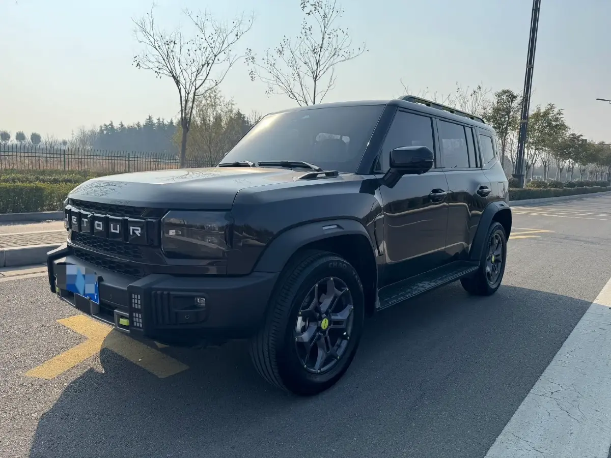 2023 Jetour Traveller 2.0T 254HP L4 7DCT