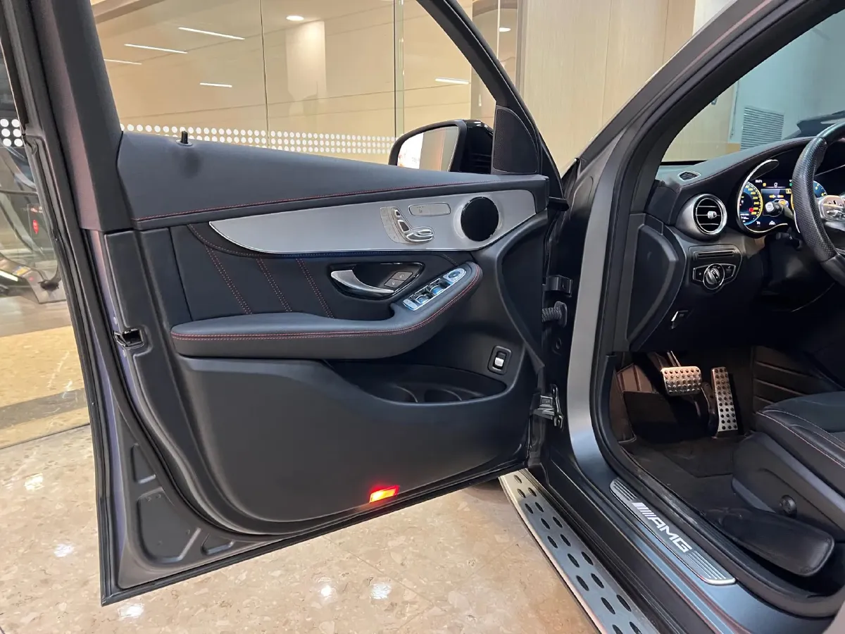 2020 Mercedes-Benz GLC Coupe AMG 3.0T 390HP V6 9AT,autocango,china used car exporter,china ev exporter,chinese used car exporter,chinese used ev exporter