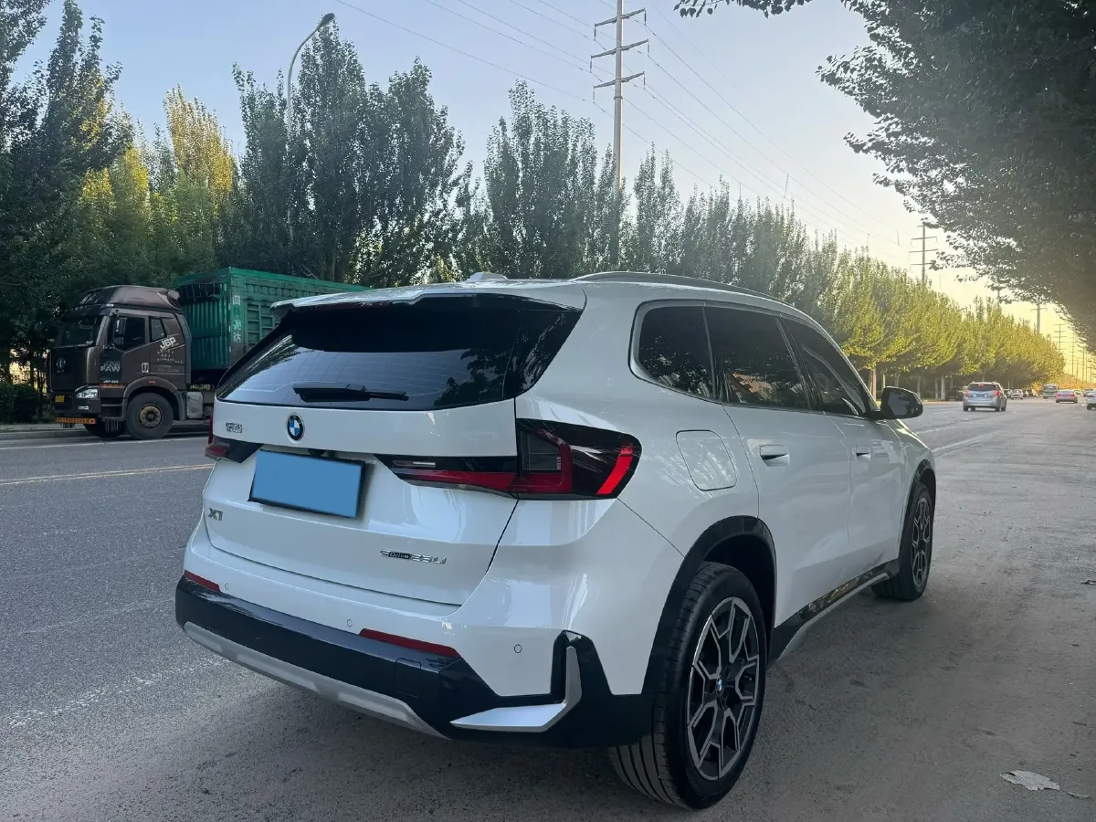 2024 BMW X1 2.0T 204HP L4 7DCT,autocango,china used car exporter,china ev exporter,chinese used car exporter,chinese used ev exporter