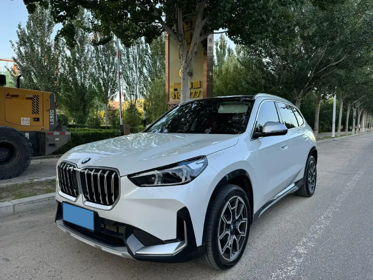 2024 BMW X1 2.0T 204HP L4 7DCT