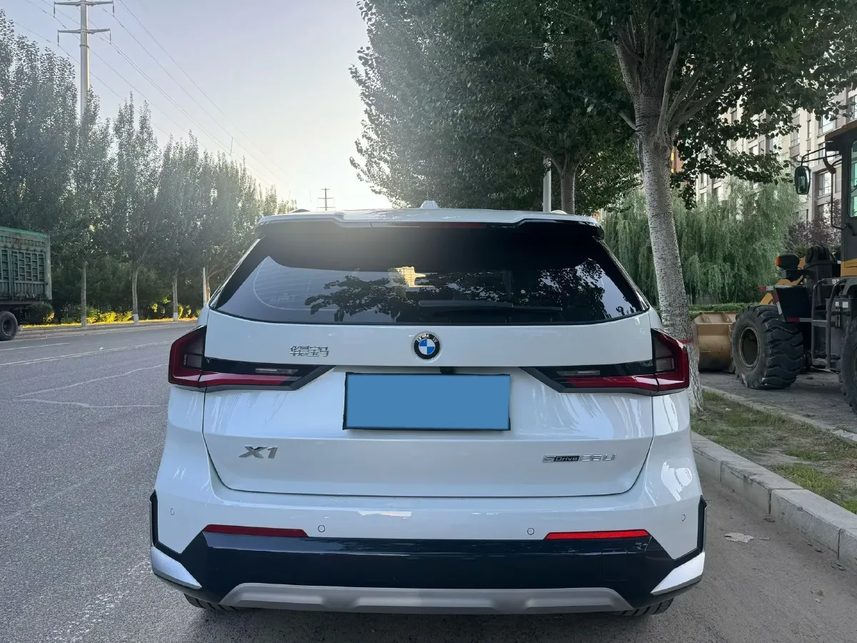 2024 BMW X1 2.0T 204HP L4 7DCT,autocango,china used car exporter,china ev exporter,chinese used car exporter,chinese used ev exporter