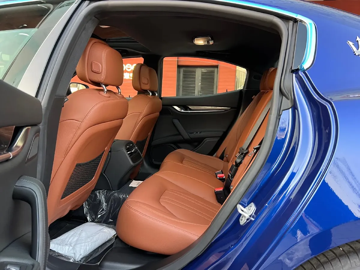 2023 Audi RS 5 2.9T 450HP V6 8AT,autocango,china used car exporter,china ev exporter,chinese used car exporter,chinese used ev exporter