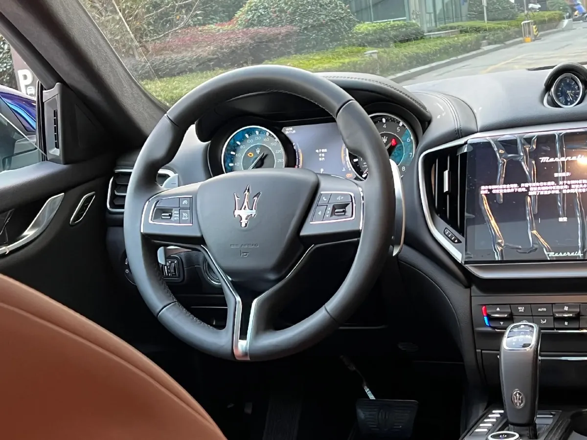 2023 Audi RS 5 2.9T 450HP V6 8AT,autocango,china used car exporter,china ev exporter,chinese used car exporter,chinese used ev exporter