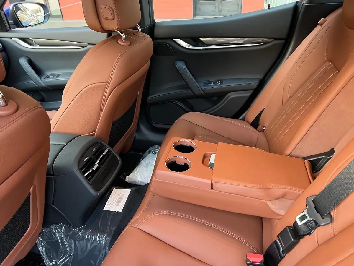 2023 Audi RS 5 2.9T 450HP V6 8AT,autocango,china used car exporter,china ev exporter,chinese used car exporter,chinese used ev exporter