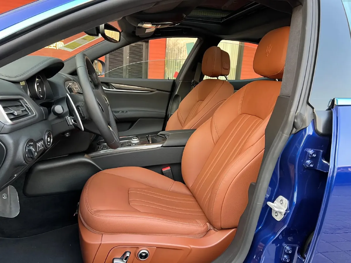 2023 Audi RS 5 2.9T 450HP V6 8AT,autocango,china used car exporter,china ev exporter,chinese used car exporter,chinese used ev exporter