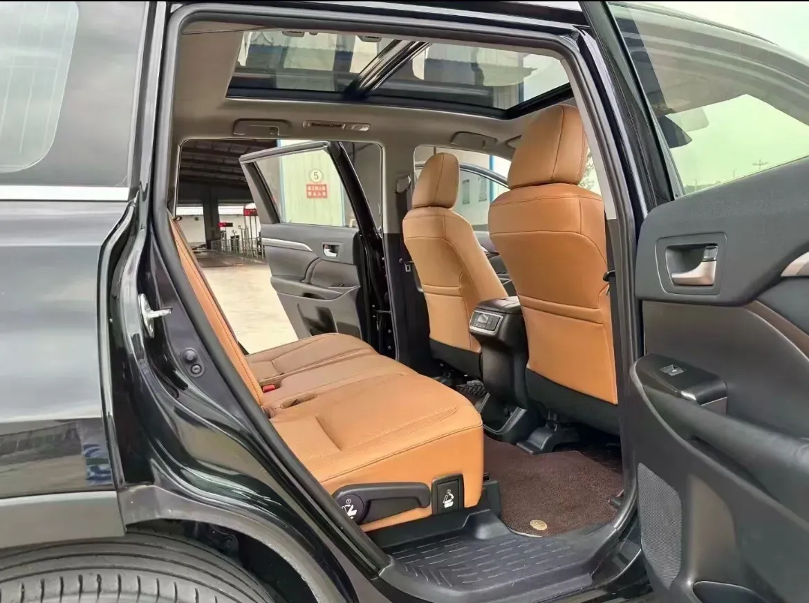 2019 HanTeng V7 1.5T 156HP L4 6AT,autocango,china used car exporter,china ev exporter,chinese used car exporter,chinese used ev exporter