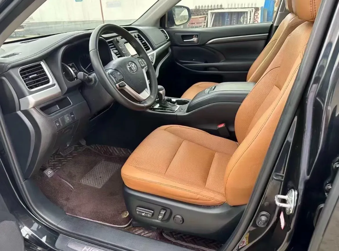2019 HanTeng V7 1.5T 156HP L4 6AT,autocango,china used car exporter,china ev exporter,chinese used car exporter,chinese used ev exporter