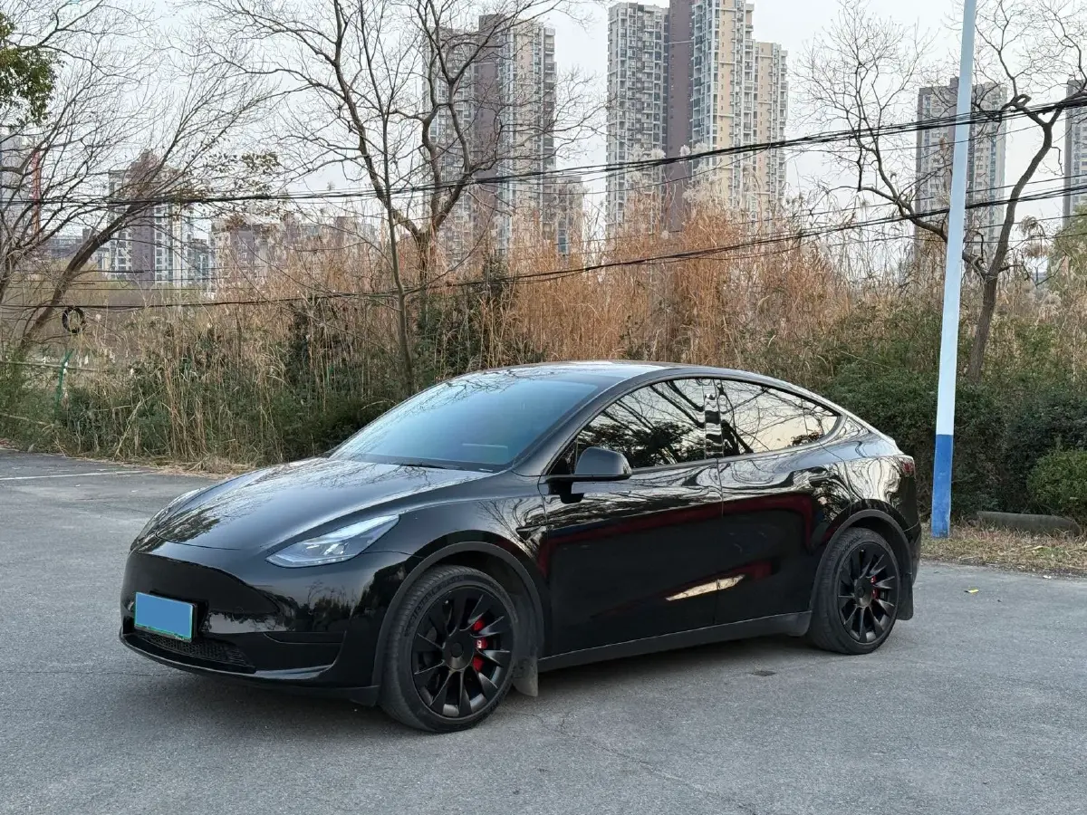 2022 Tesla Model Y BEV 60KWH