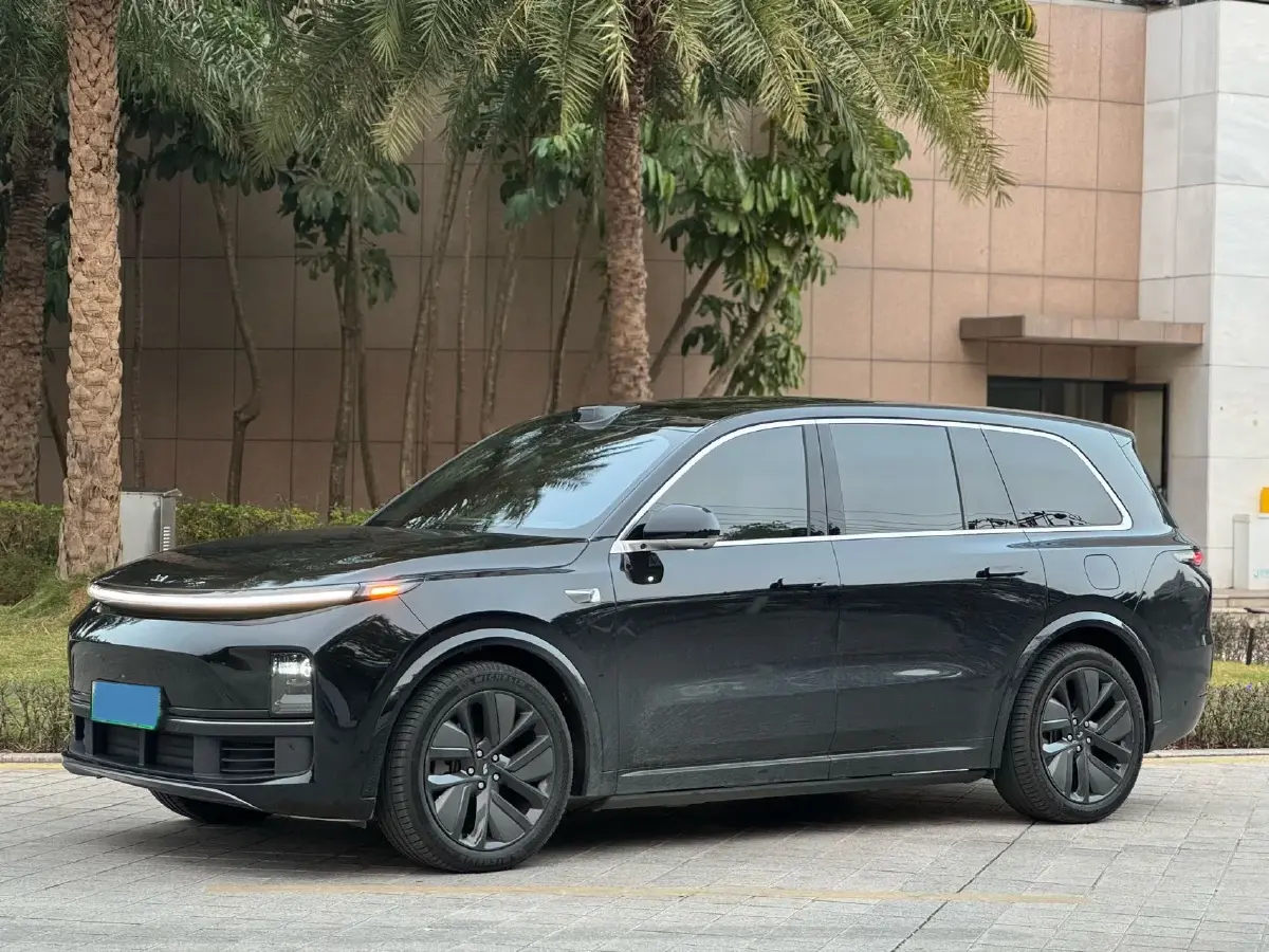 2022 Li L9 Range Extended 154HP REEV 42.6KWH