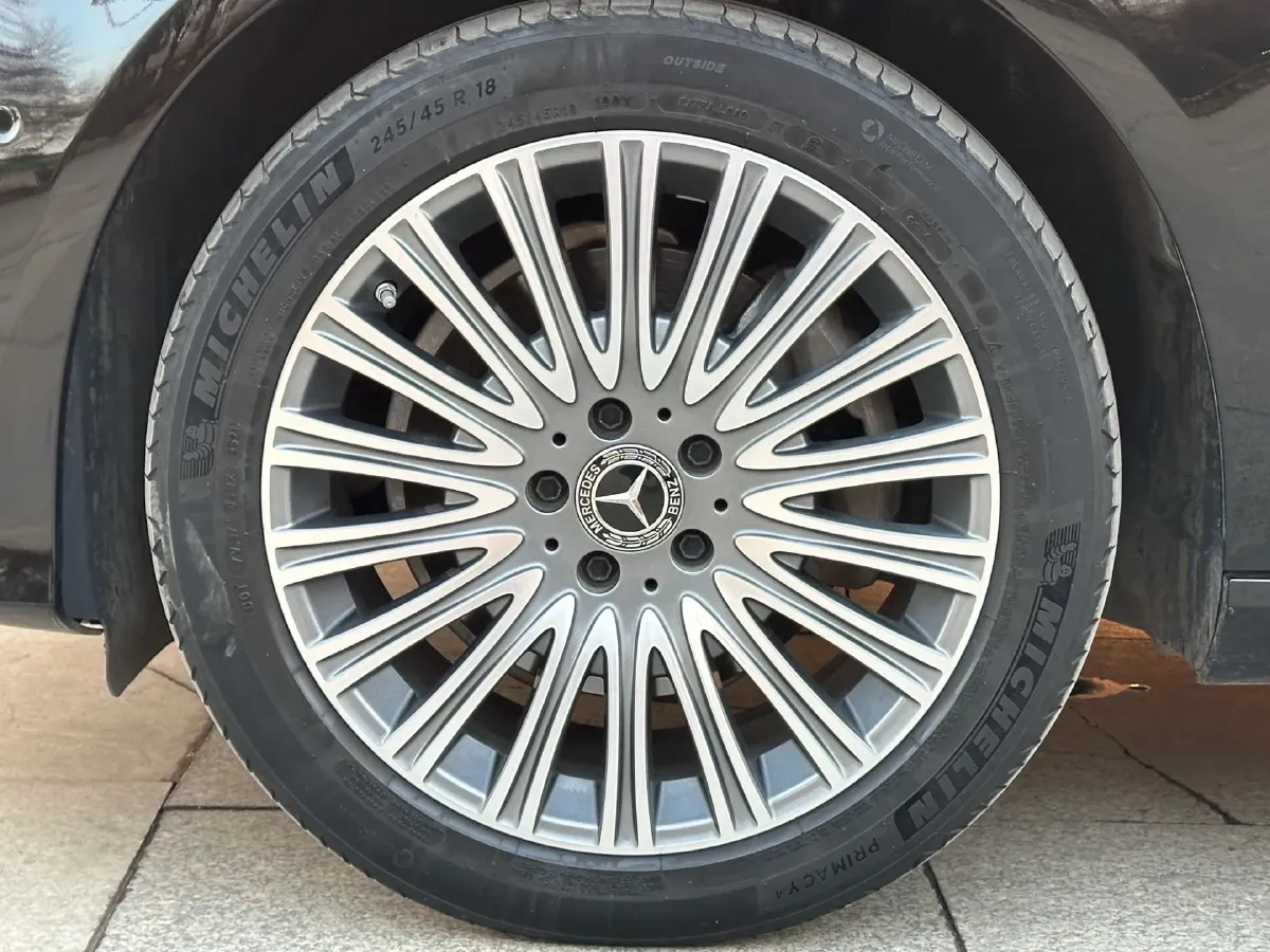 2021 Mercedes-Benz E Class 2.0T 258HP L4 9AT,autocango,china used car exporter,china ev exporter,chinese used car exporter,chinese used ev exporter