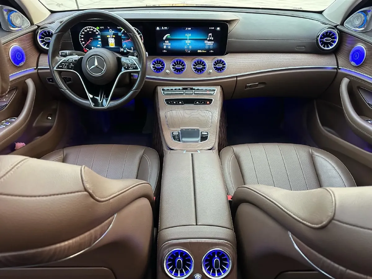 2021 Mercedes-Benz E Class 2.0T 258HP L4 9AT,autocango,china used car exporter,china ev exporter,chinese used car exporter,chinese used ev exporter