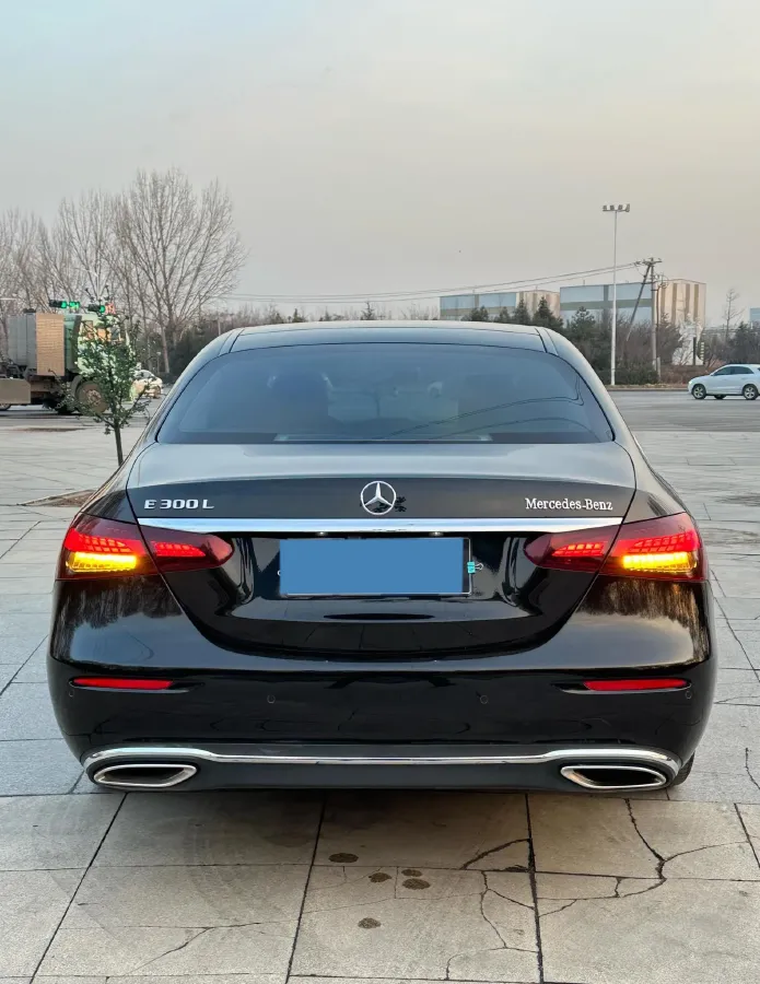 2021 Mercedes-Benz E Class 2.0T 258HP L4 9AT,autocango,china used car exporter,china ev exporter,chinese used car exporter,chinese used ev exporter