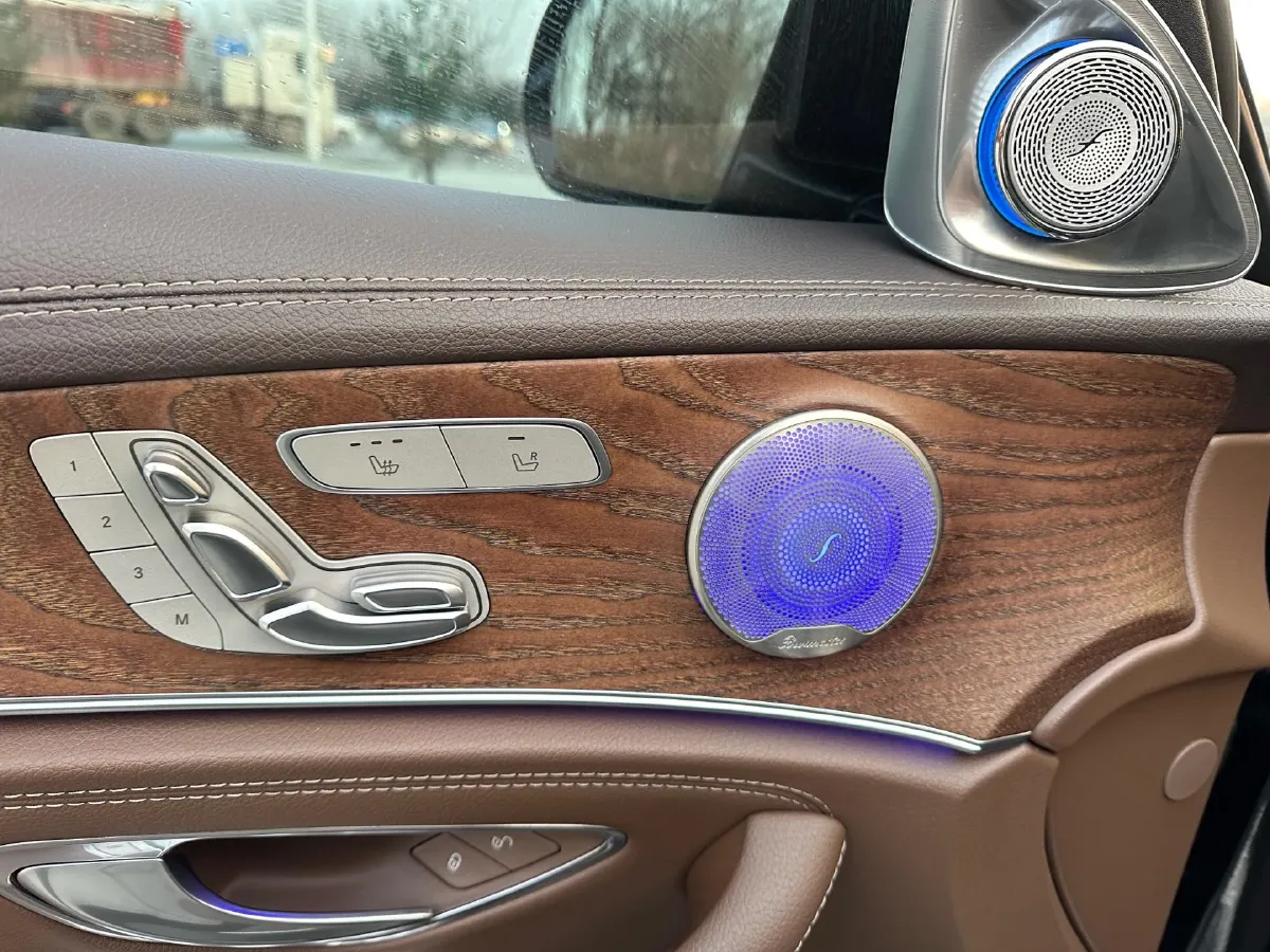 2021 Mercedes-Benz E Class 2.0T 258HP L4 9AT,autocango,china used car exporter,china ev exporter,chinese used car exporter,chinese used ev exporter