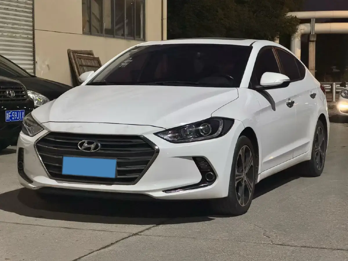 2018 Hyundai Elantra 1.4T 130HP L4 7DCT