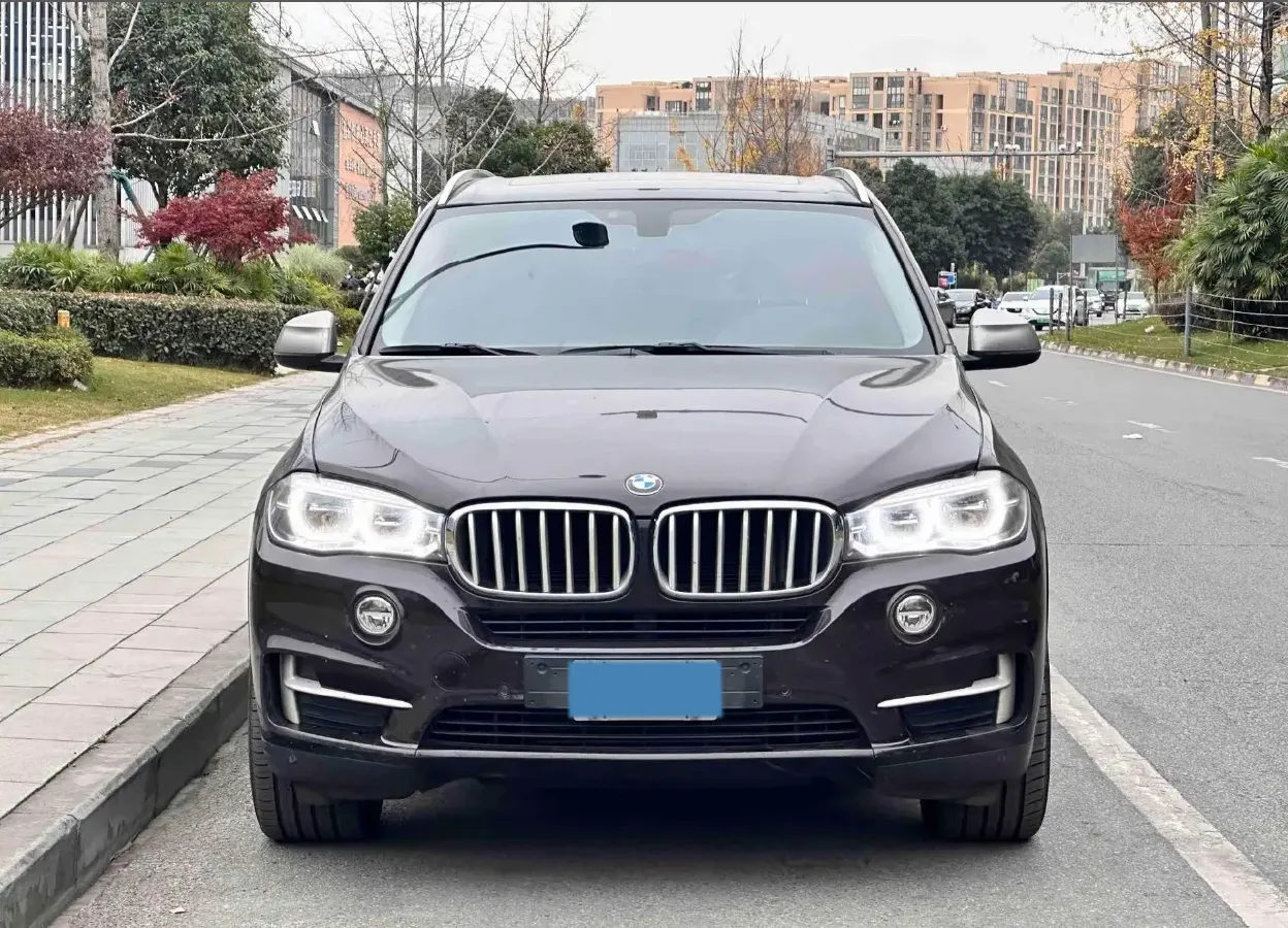 2020 BMW X5 3.0T 340HP L6 8AT,autocango,china used car exporter,china ev exporter,chinese used car exporter,chinese used ev exporter