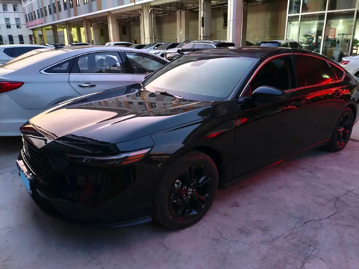 2025 Honda Accord 1.5T 192HP L4 CVT