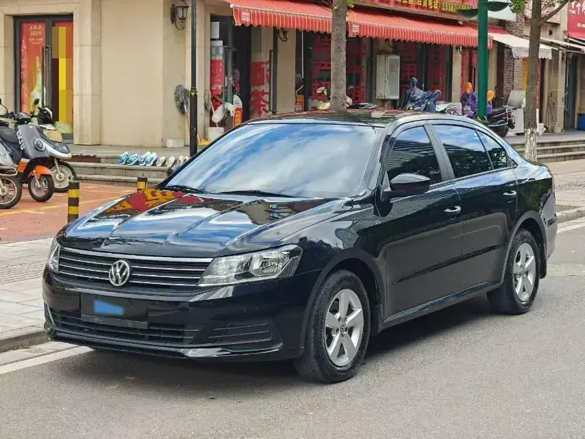 2019 Volkswagen Polo 1.5L 113HP L4 5MT