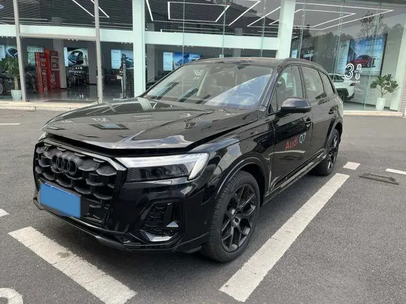 2024 Audi Q7 2.0T 265HP L4 8AT